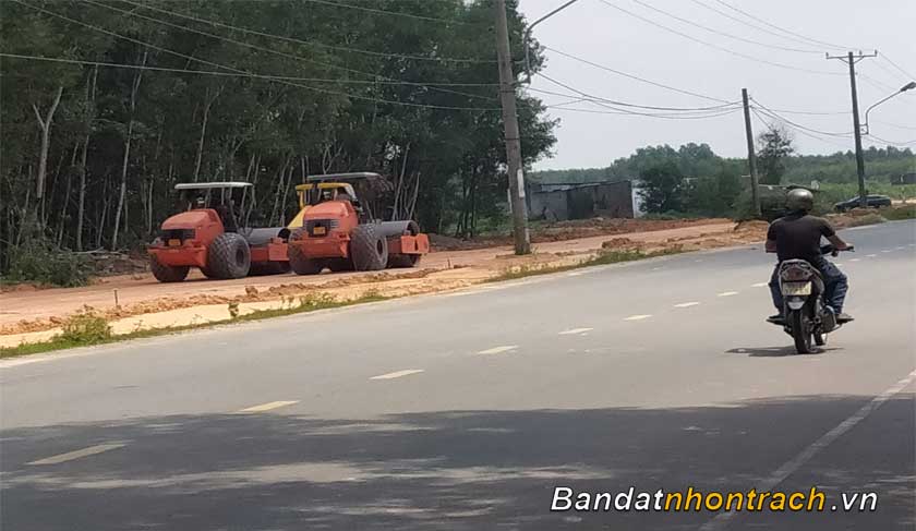 Bán đất Nhơn Trạch mặt tiền đường Nguyễn Hữu Cảnh xã Long Tân 500m2